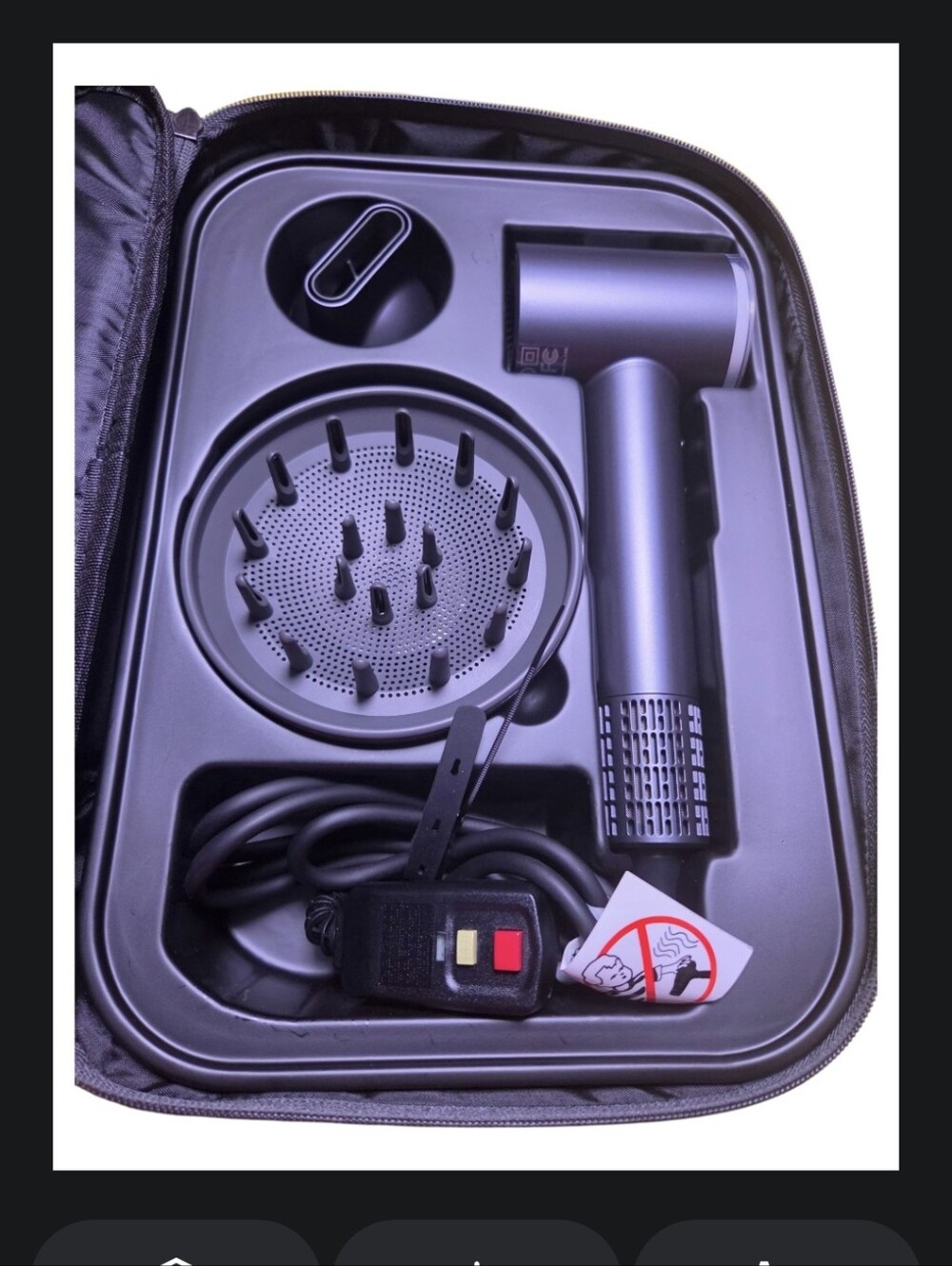 GOOLIOO Ionic Hogh-speef Hair Drier New In Case - Fast Drying - Low Noise